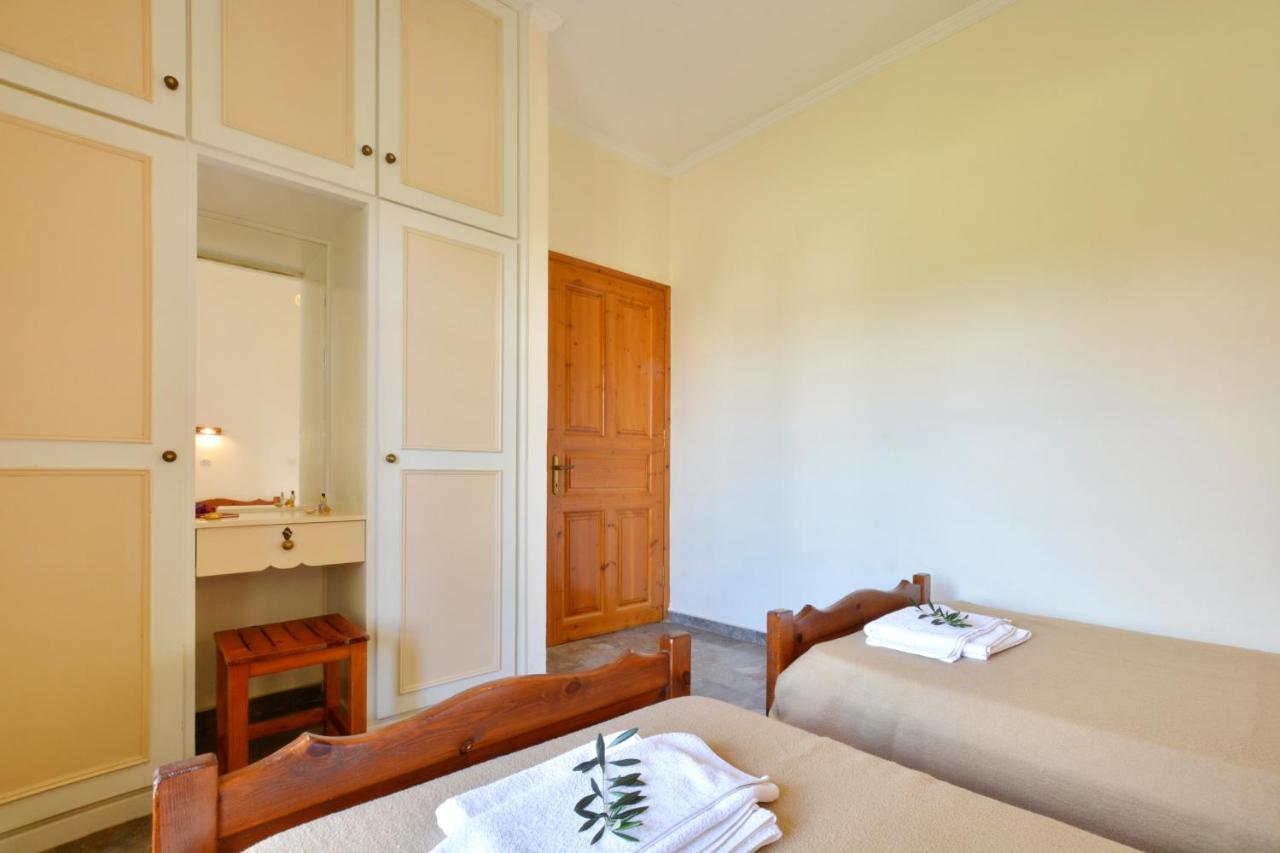 Adonis Apartments Sidari  Bagian luar foto